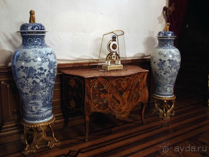 Интерьеры дворца Ажуда