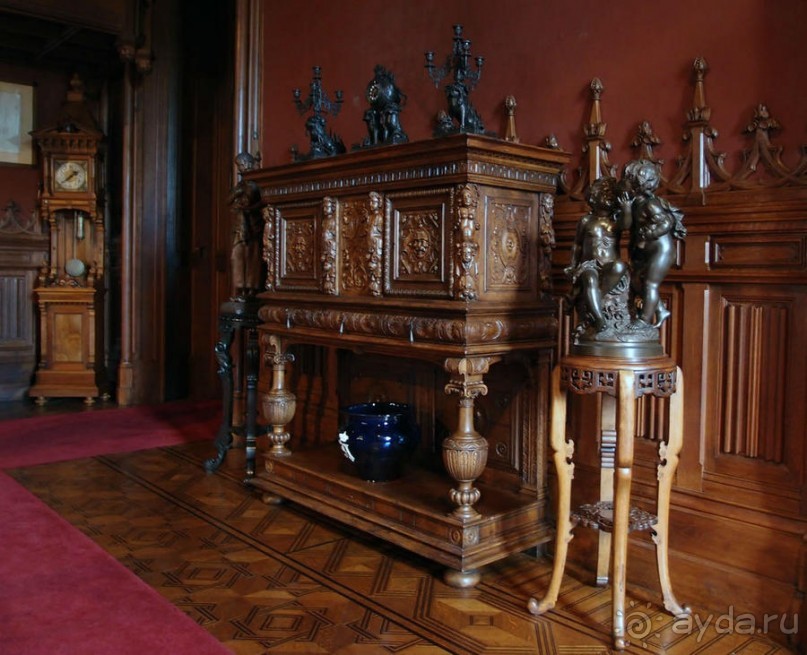 Интерьеры дворца Ажуда