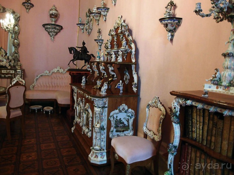 Интерьеры дворца Ажуда