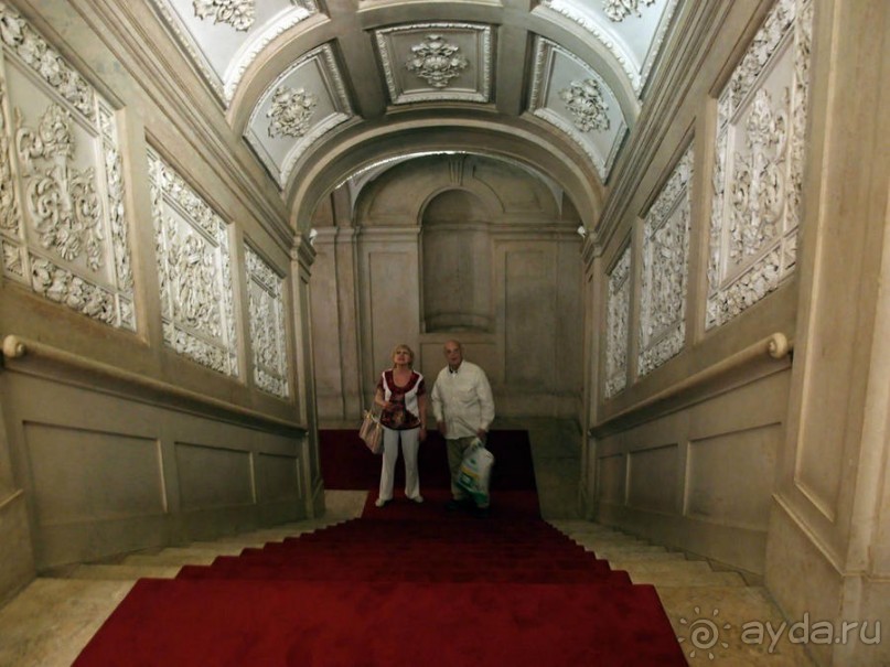 Интерьеры дворца Ажуда