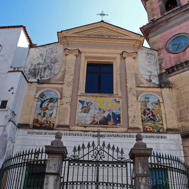 Альбом истории "Палитра Виетри-суль-Маре "