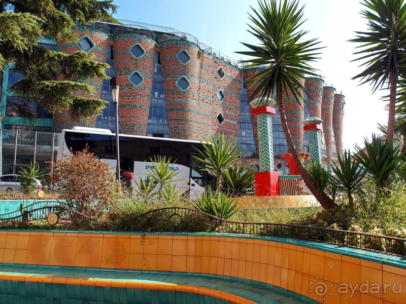 Альбом истории "Палитра Виетри-суль-Маре "