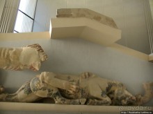 Альбом отзыва "Древности в сверхсовременной обёртке"
