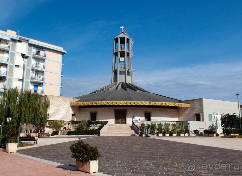 Современность и 100 церквей