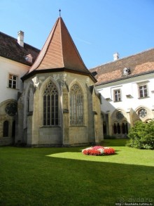 Цистерианское аббатство Хайлигенкройц