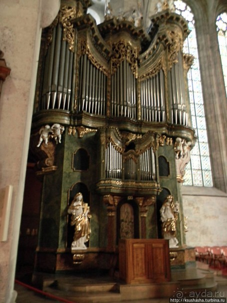 Цистерианское аббатство Хайлигенкройц