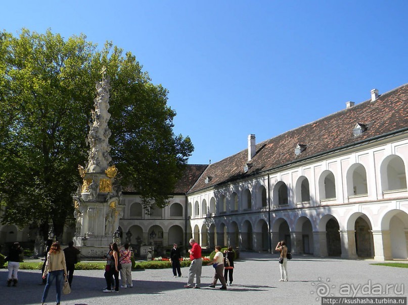 Цистерианское аббатство Хайлигенкройц