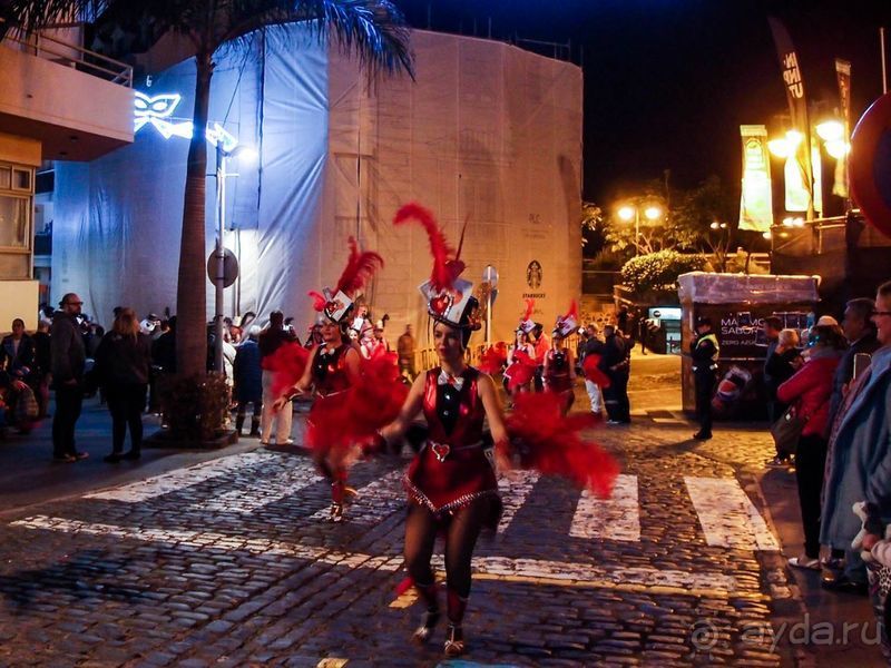 Слишком темно, феерически ярко