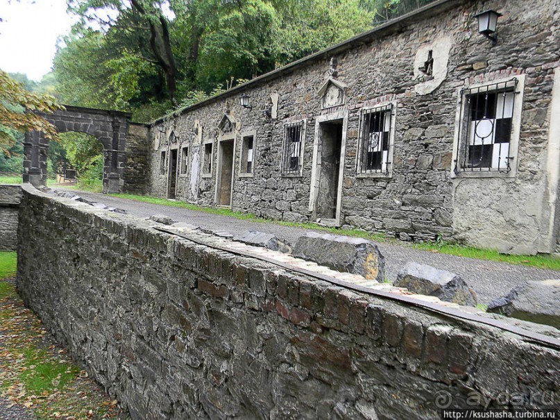 Триста шестьдесят пять окон в Году