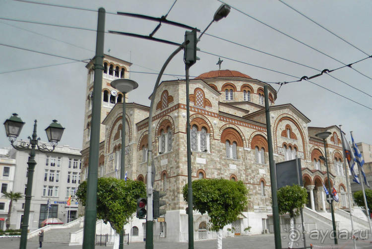 На донышке медного кувшина