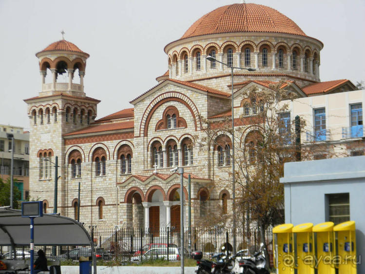 На донышке медного кувшина