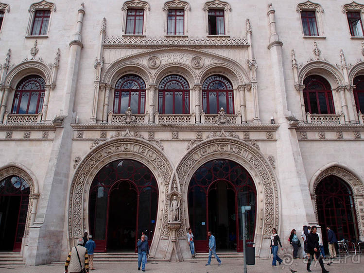 Вокзал Роси́у и кое-что о России