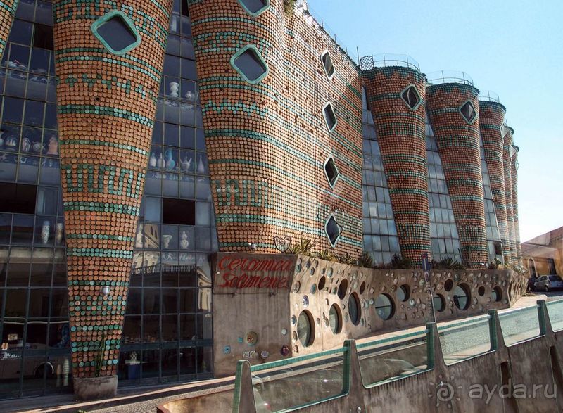 Палитра Виетри-суль-Маре 