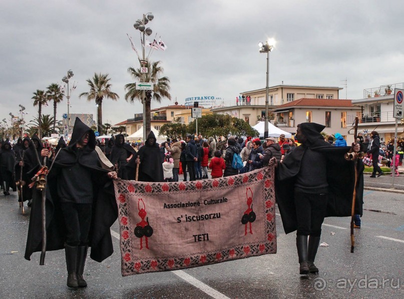Посланцы мира аллегорий (Виареджо)