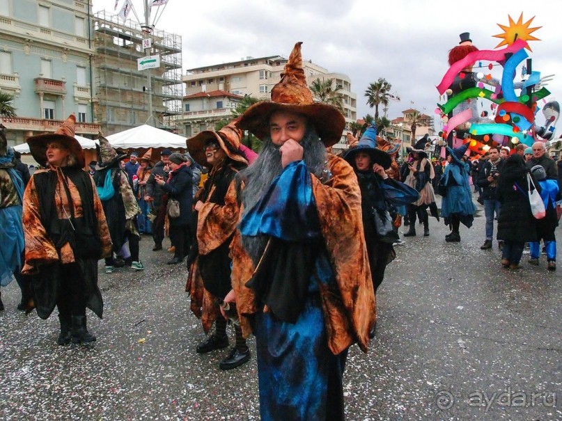 Посланцы мира аллегорий (Виареджо)