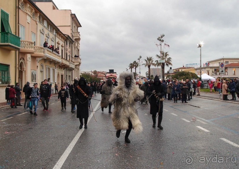 Посланцы мира аллегорий (Виареджо)