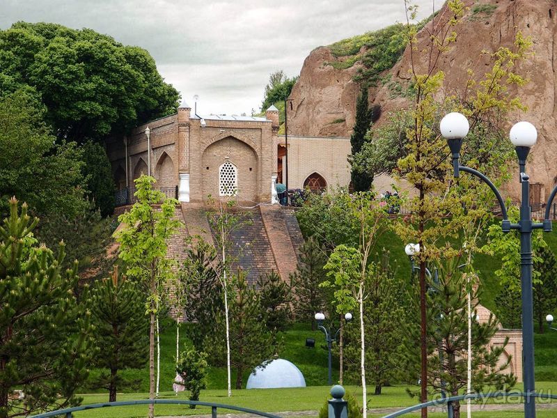 Долгий день в дождливом Самарканде Долгий день в дождливом Самарканде