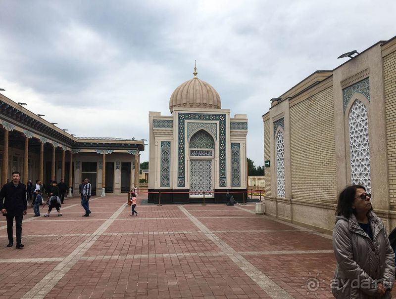 Долгий день в дождливом Самарканде Долгий день в дождливом Самарканде