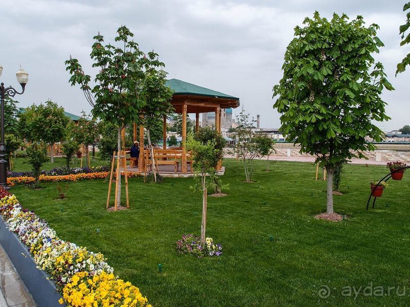 Долгий день в дождливом Самарканде Долгий день в дождливом Самарканде