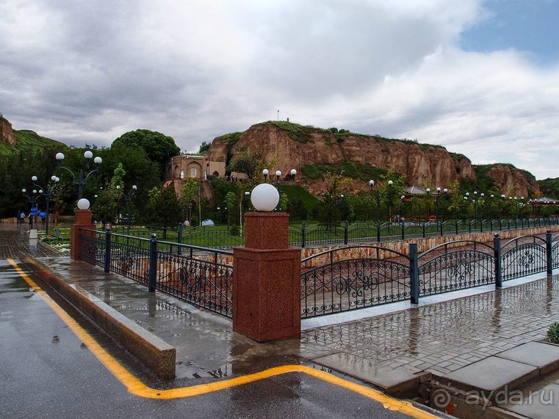 Долгий день в дождливом Самарканде Долгий день в дождливом Самарканде