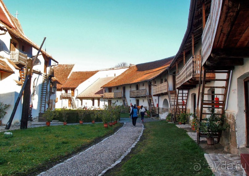 Церковь — крестьянская крепость