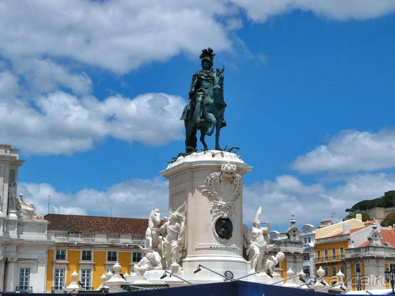 В эпицентре