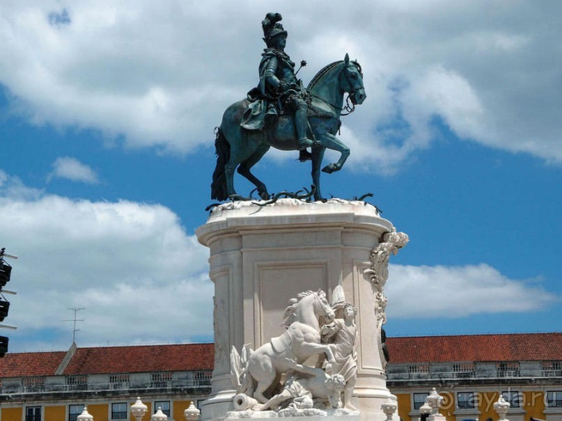 В эпицентре