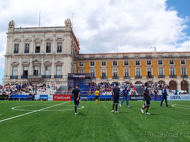 В эпицентре