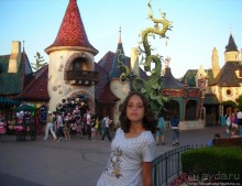 Евродисней. По главной улице с оркестром