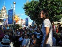 Евродисней. По главной улице с оркестром