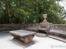 В "раю", средь символов и знаков
