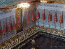 Младшая сестра Хиральды и Королевский мавзолей