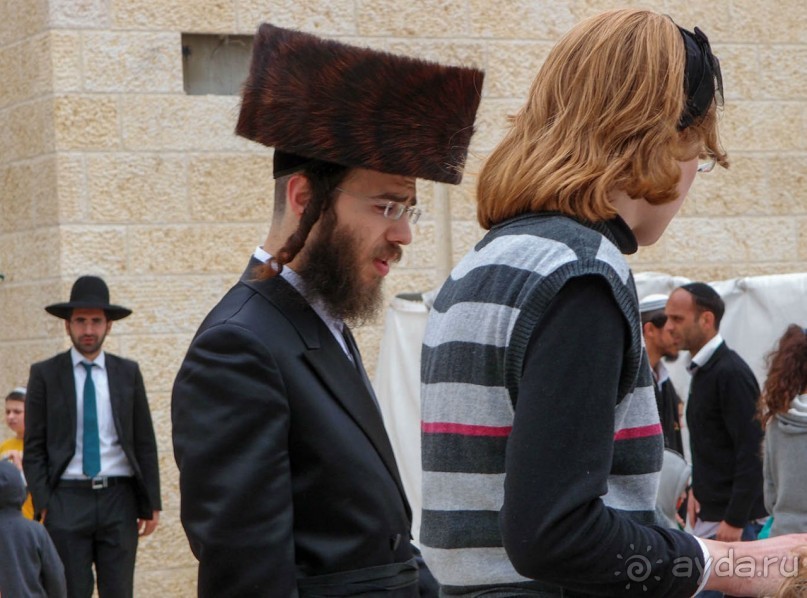 Ботанический сад Иерусалима и Стена Плача в праздничный день