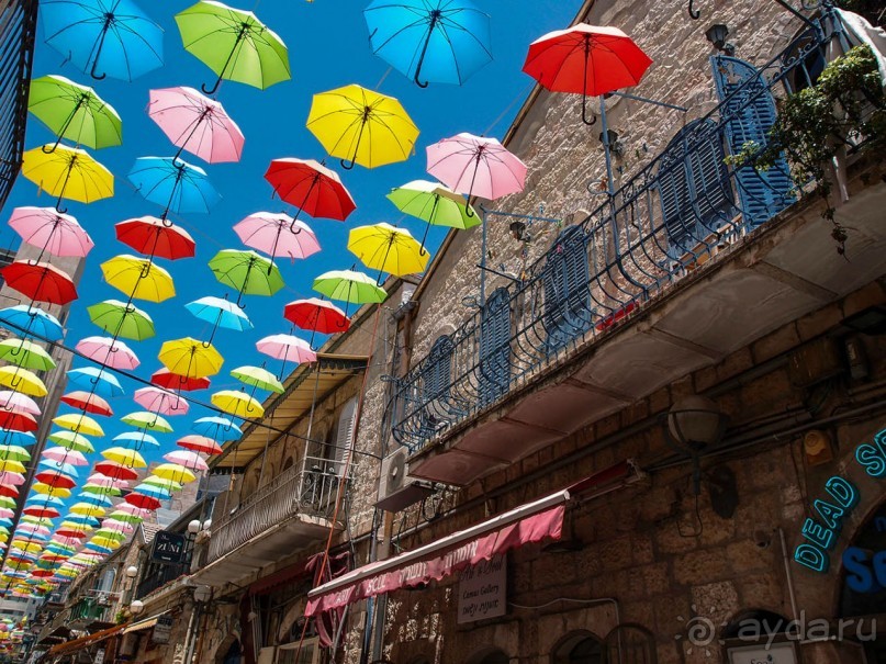 Иерусалимские мотивы, международный арт и французский вкус