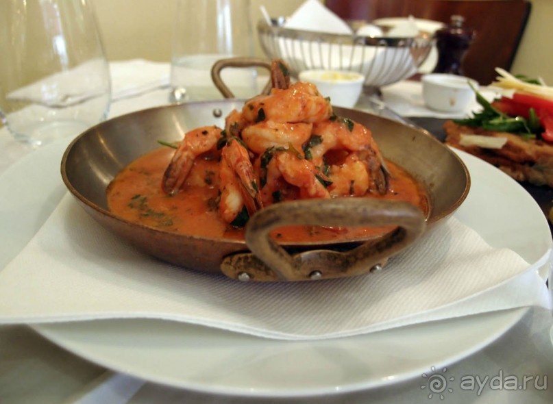 Иерусалимские мотивы, международный арт и французский вкус