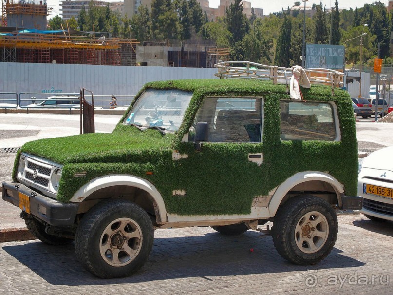 Иерусалимские мотивы, международный арт и французский вкус