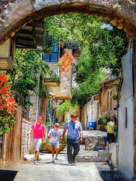 Иерусалимские мотивы, международный арт и французский вкус