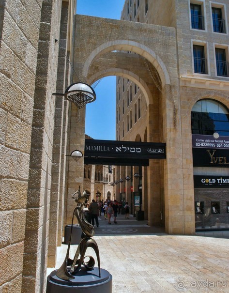 Иерусалимские мотивы, международный арт и французский вкус