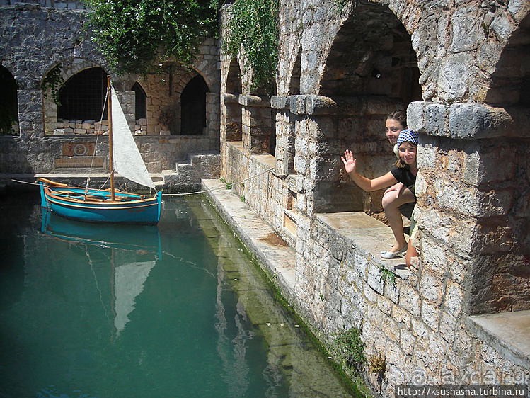 Дворец, который построил поэт