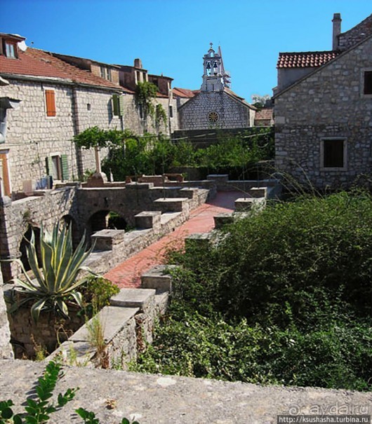 Дворец, который построил поэт