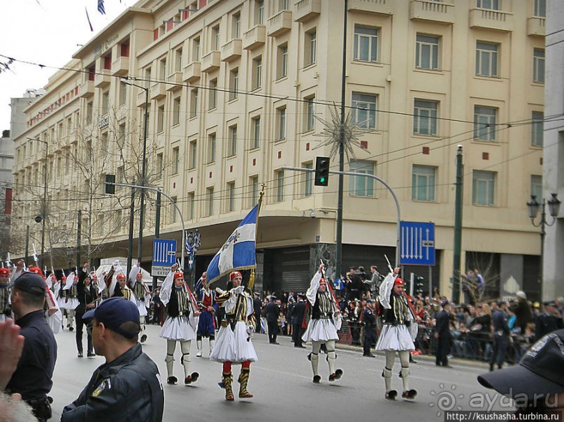 Альбом отзыва "День Независимости Греции и военный парад"