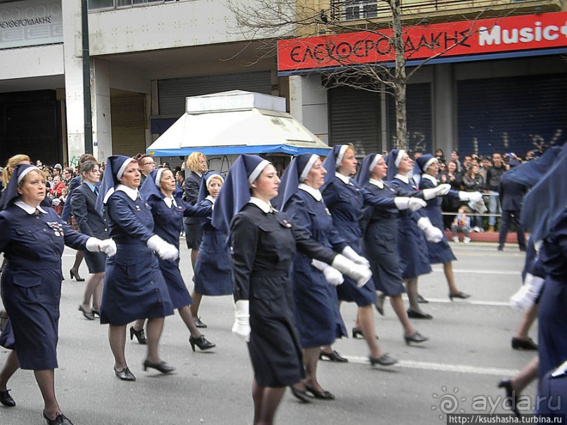Альбом отзыва "День Независимости Греции и военный парад"