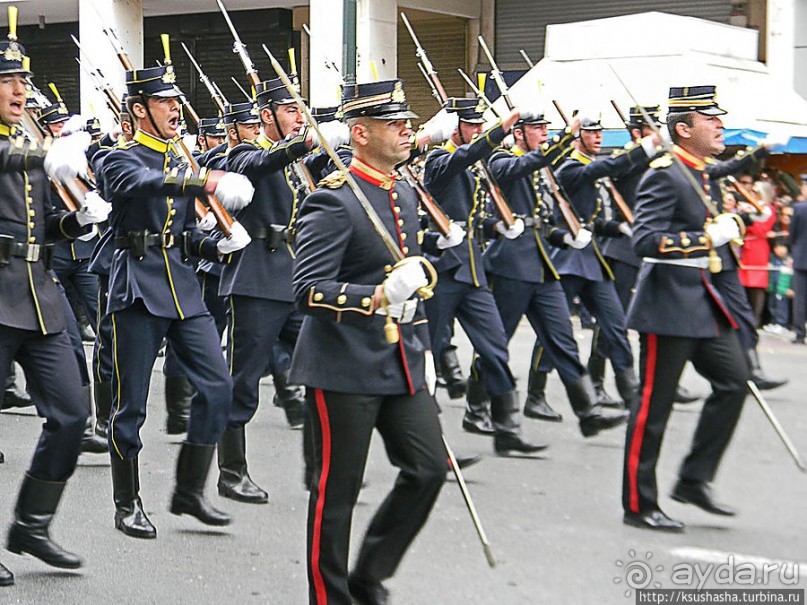 День Независимости Греции и военный парад