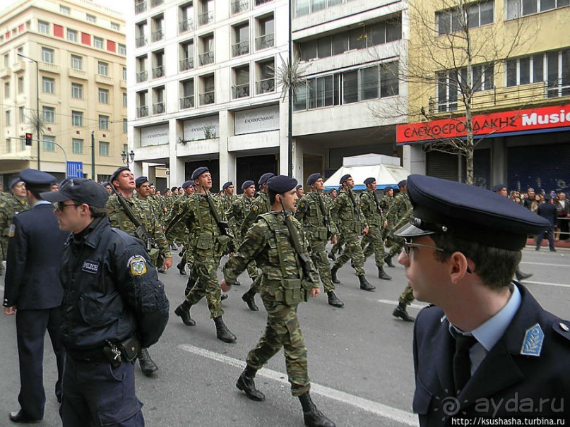 День Независимости Греции и военный парад
