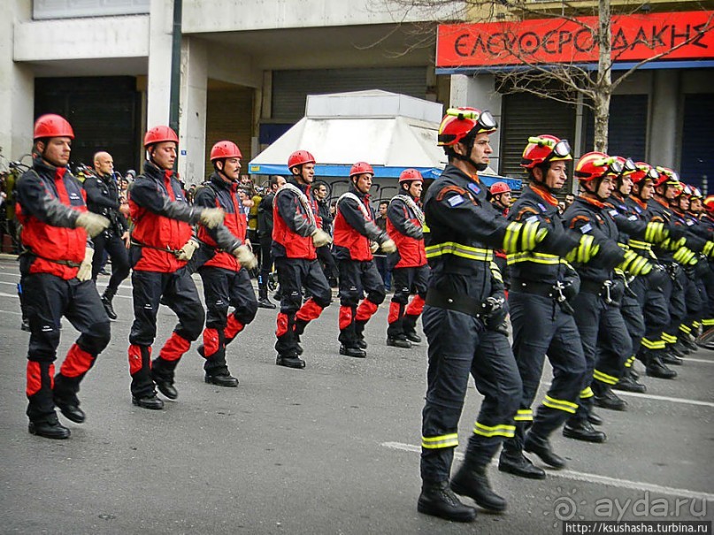 День Независимости Греции и военный парад