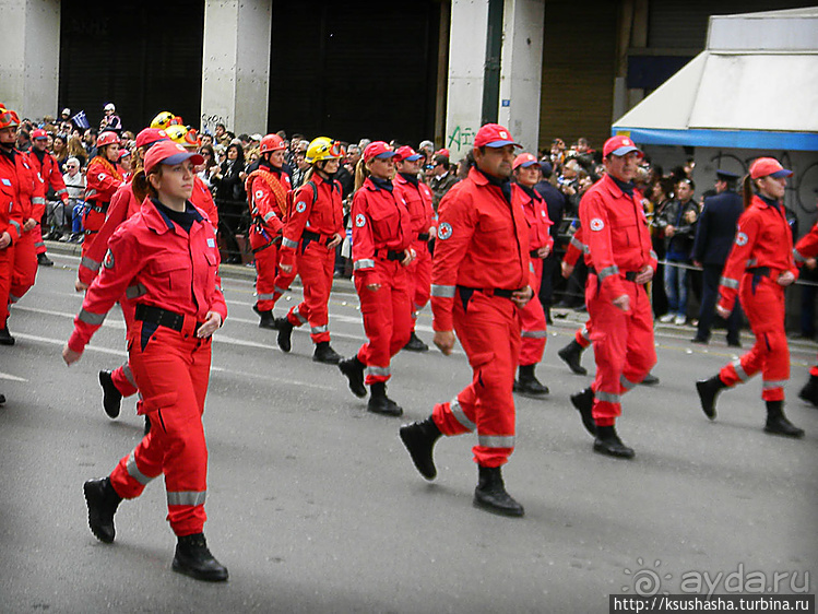 День Независимости Греции и военный парад