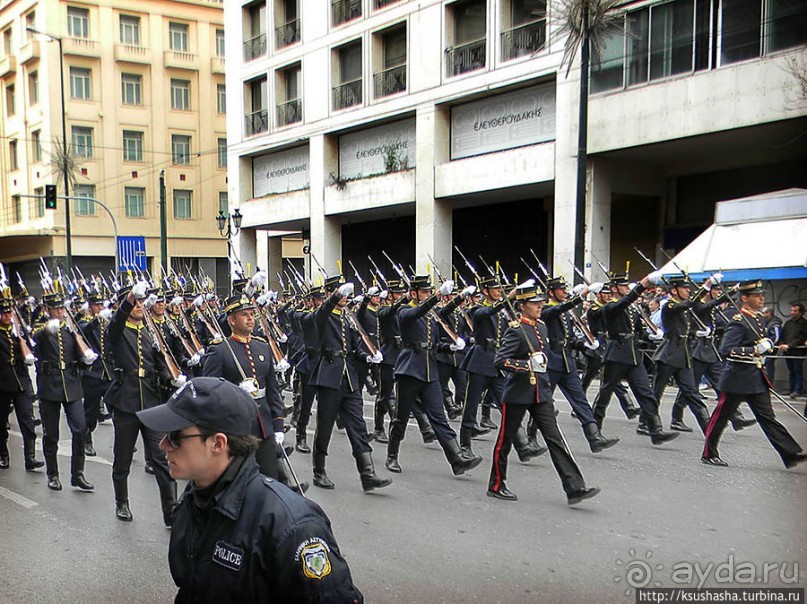 День Независимости Греции и военный парад