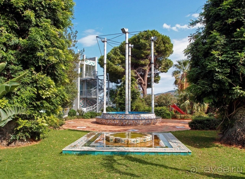 Альбом истории "В царстве керамики Санто — Стефано"