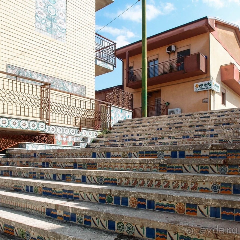 Альбом истории "В царстве керамики Санто — Стефано"