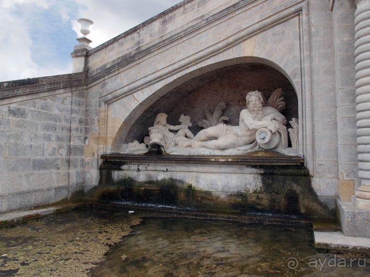 Лебединая сказка в парке Шантийи